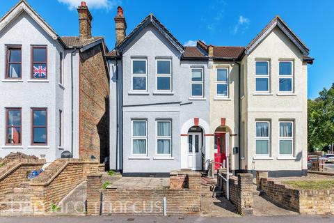 undefined, Lower Road, SUTTON