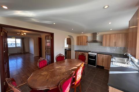 undefined, Crabbet Road, Crawley, RH10