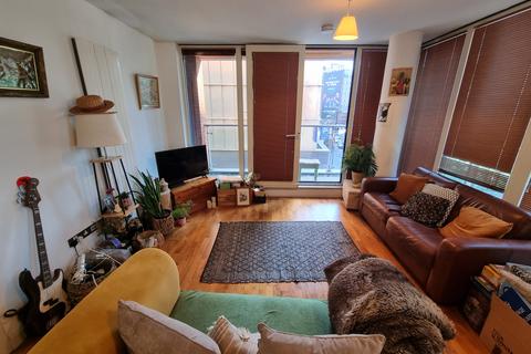 2 bedroom apartment to rent, Leftbank, Manchester, M3