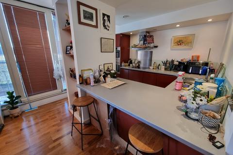 2 bedroom apartment to rent, Leftbank, Manchester, M3