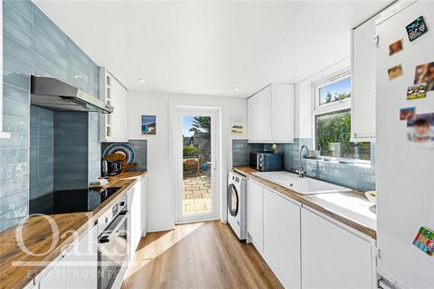 3 bedroom terraced house for sale, Coniston Road, Addiscombe