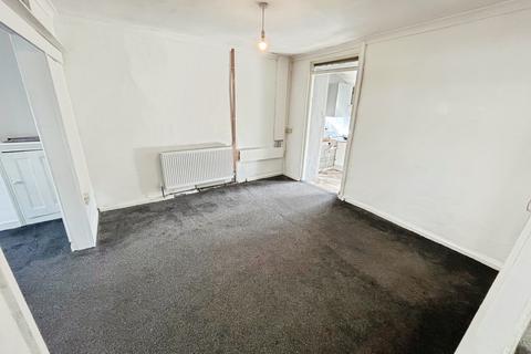 3 bedroom property to rent, Edmondstown Road, Tonypandy, CF40
