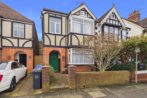 4 bedroom semi-detached house for sale, Bridge Road, Worthing, BN14 7BX
