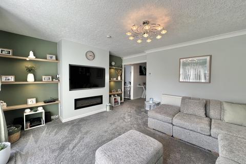 2 bedroom bungalow for sale, Collyhurst Avenue, South Shore FY4