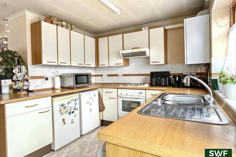 2 bedroom terraced house for sale, Aldersley Road, Wolverhampton