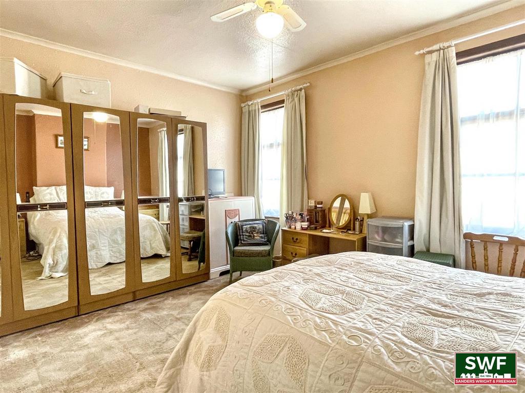 Bedroom1.2.jpg