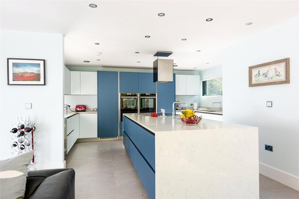 Kitchen/Breakfast