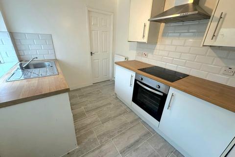 3 bedroom terraced house to rent, Morgan Street, New Tredegar, NP24