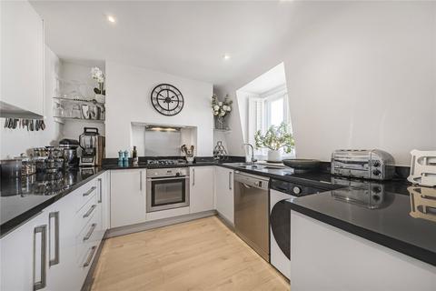 undefined, Twickenham Road, Teddington, TW11