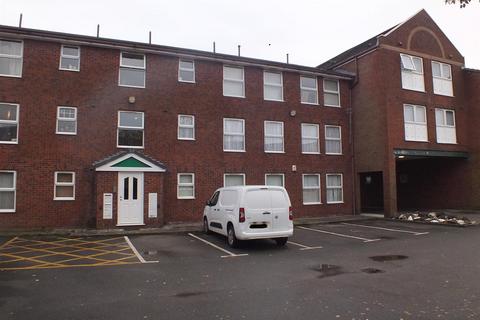 2 bedroom flat to rent, Denton Court, Manchester M34
