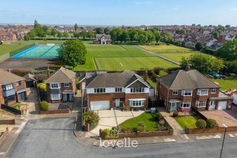 undefined, Beacon Court, Grimsby DN32