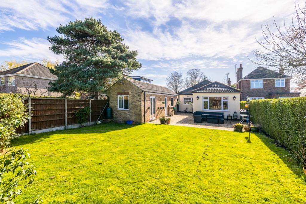 225 Sleaford Road (Boston)-14