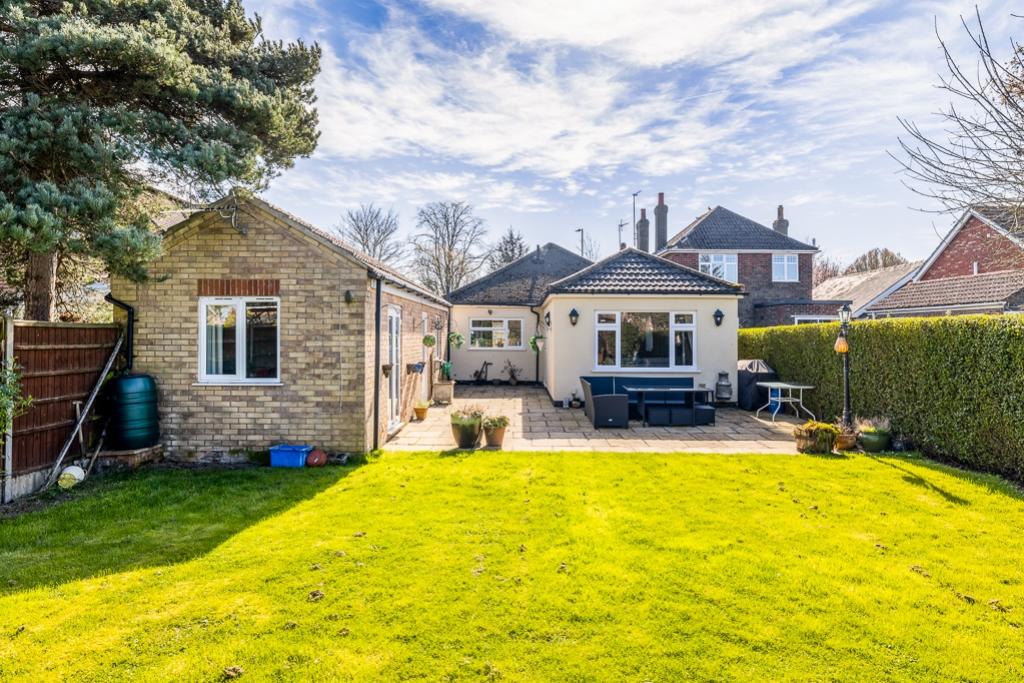 225 Sleaford Road (Boston)-13