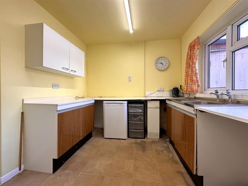 Kitchen 148