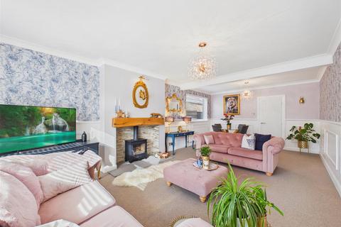 undefined, The Lunds, Kirk Ella