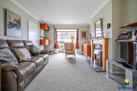 undefined, Applegarth Avenue, Surrey GU2