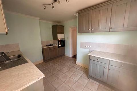 2 bedroom maisonette to rent, Thoroughgood Road, Clacton on Sea, Essex, CO15 6DD