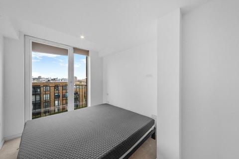 3 bedroom apartment for sale, Whiting Way, Surrey Quays, SE16
