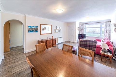 undefined, Frenchaye, Surrey KT15