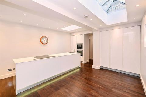 undefined, Holland Street, Kensington, W8