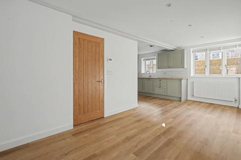 undefined, Corn Street, Witney