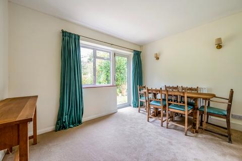 undefined, Woodfield Drive, Winchester