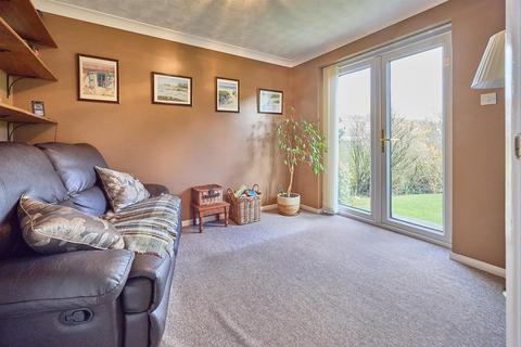 undefined, Lupin Close, Burbage, Hinckley