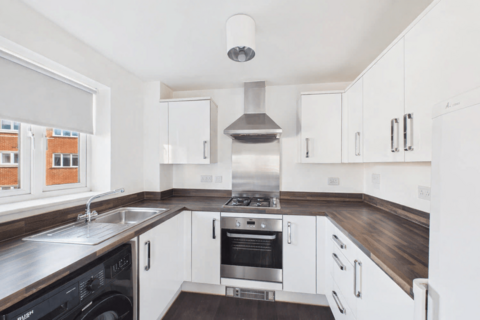 1 bedroom flat for sale, Sable Close, Locks Heath, SO31 6BY