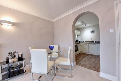 1 bedroom apartment for sale, Victoria Court, Henley On Thames