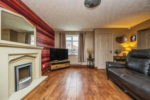 4 bedroom semi-detached house for sale, Malthouse Road, Ilkeston