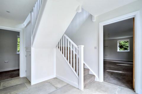 4 bedroom house to rent, Main Road, Duston, NN5