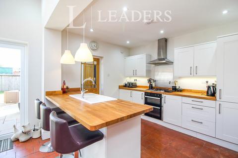 undefined, Cambria Road, Evesham, WR11
