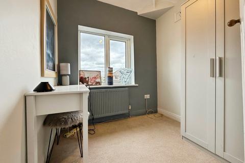 3 bedroom semi-detached house to rent, Coach Road, Astley, Tyldesley, Manchester
