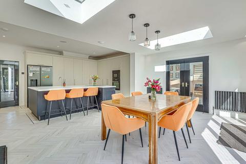 undefined, Queens Road, Rayleigh, SS6