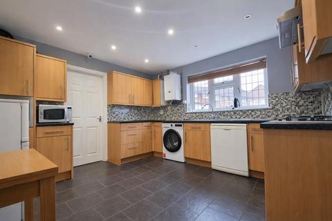 5 bedroom end of terrace house for sale, Oak Street, Hemel Hempstead HP3