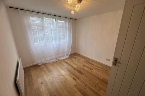 undefined, Croydon CR2