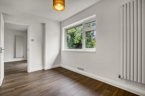 undefined, Claire Court, West Finchley