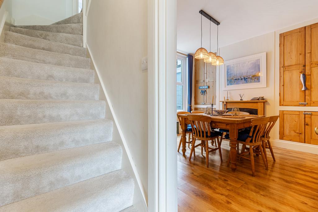 15 Entrance Hall