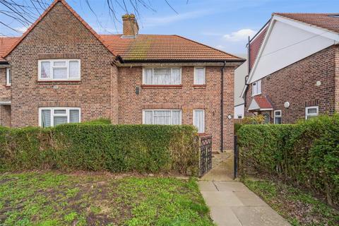Moulton Avenue, Hounslow TW3