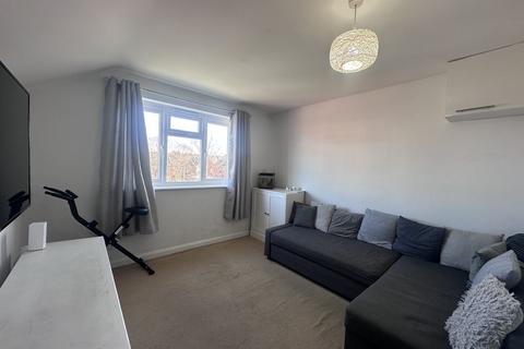 2 bedroom flat to rent, Shirley Road, Southampton SO15