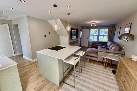 3 bedroom semi-detached house to rent, Shipley Mill Close, Pevensey BN24