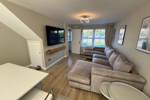 3 bedroom semi-detached house to rent, Shipley Mill Close, Pevensey BN24