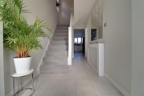 undefined, Malvern Drive, Aldridge, Walsall, WS9 8LL