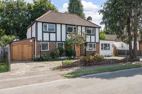 St. Normans Way, Epsom, KT17