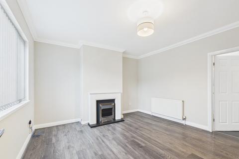 3 bedroom end of terrace house for sale, James Reckitt Avenue, Hull, HU8 8LG