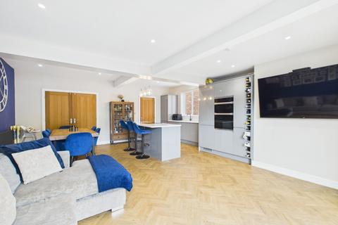 3 bedroom semi-detached house for sale, Ings Road, Sutton-On-Hull, Hull, HU7 4UZ