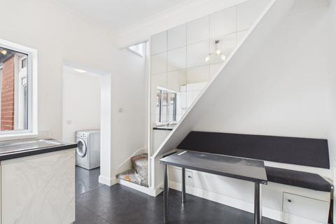 undefined, Carisbrooke Avenue, Montrose Street, Hull,, HU8 7RZ