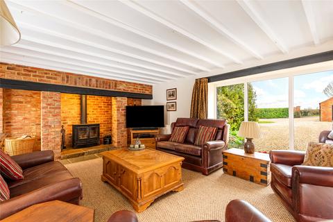 undefined, Woodford Hill, Woodford Halse, Daventry, Northamptonshire, NN11