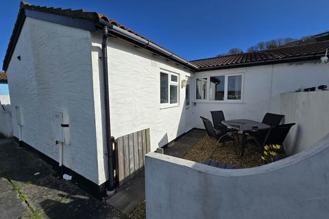 2 bedroom bungalow for sale, Kingsley Park, Westward Ho