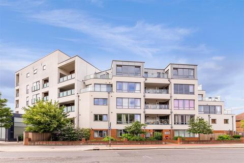 1 bedroom flat to rent, Coombe Lane, Raynes Park SW20